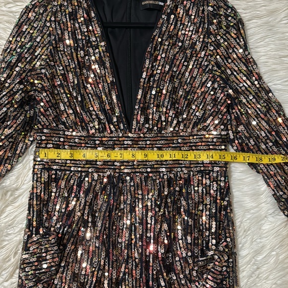NY&C Gabrielle Union long sleeves sequined cocktail dress Sz Medium - Picture 10 of 11